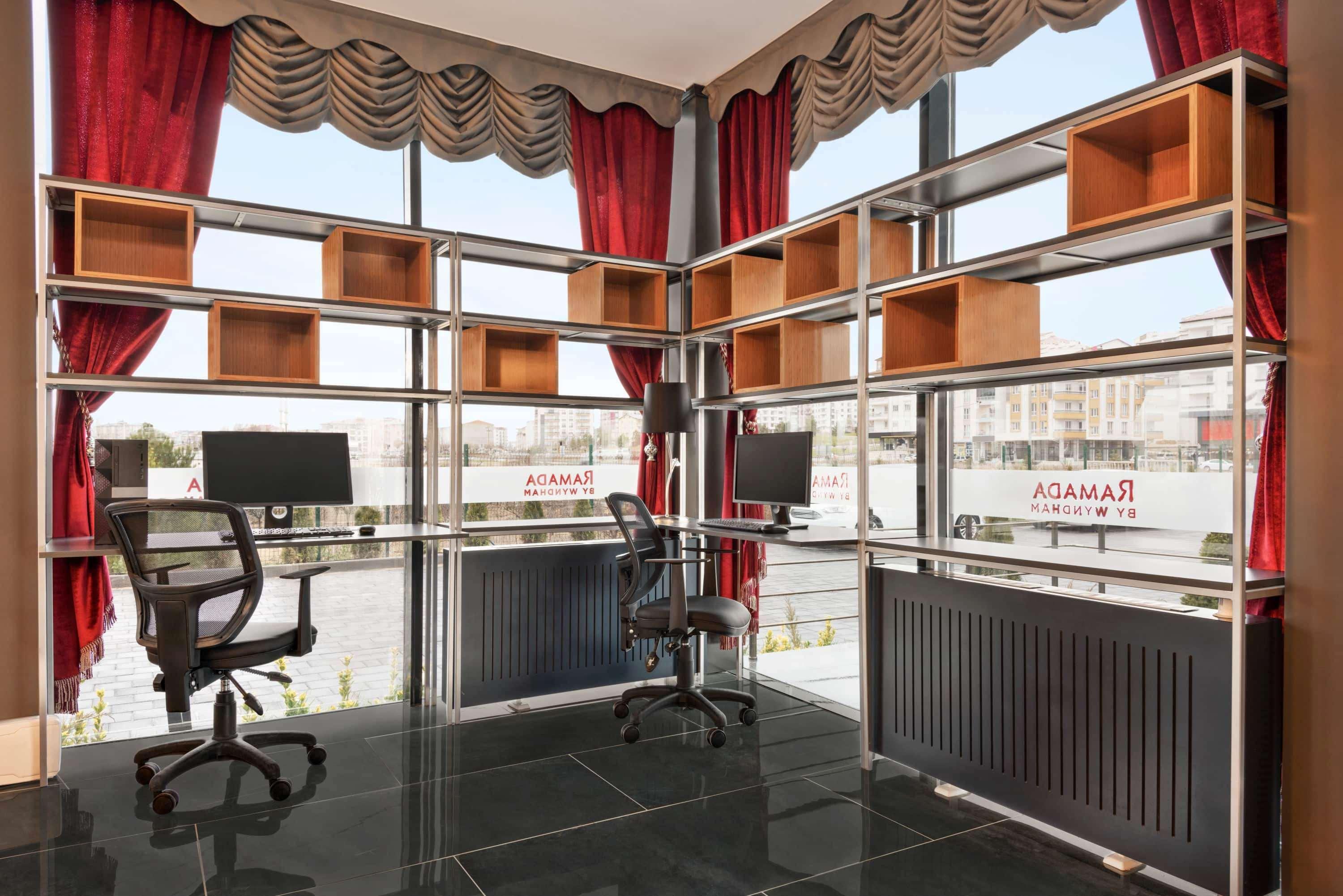 Ramada By Wyndham Sivas Hotel Buitenkant foto