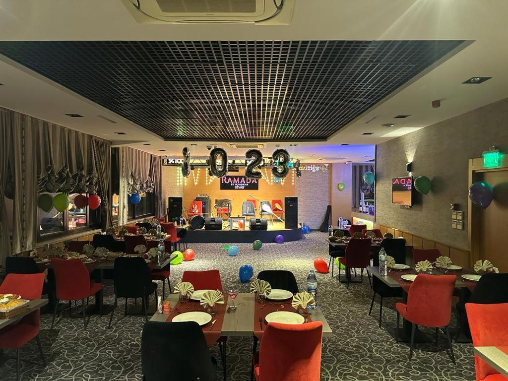 Ramada By Wyndham Sivas Hotel Buitenkant foto